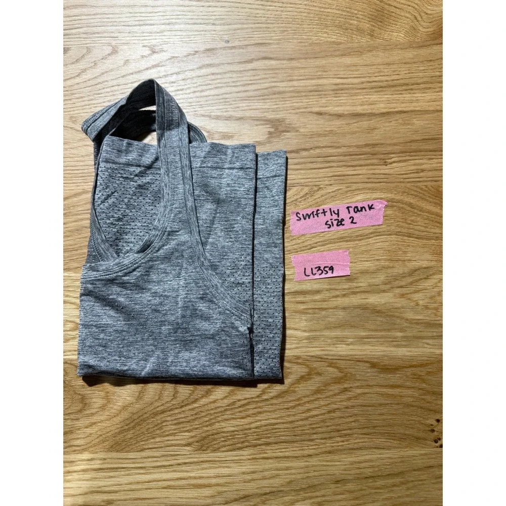 Lululemon Athletica Swiftly Tech Racerback Tank Top - Size 2